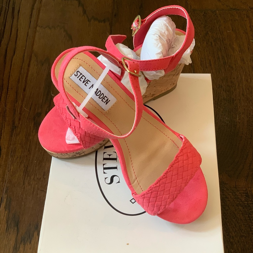*new* girls Steve Madden wedges